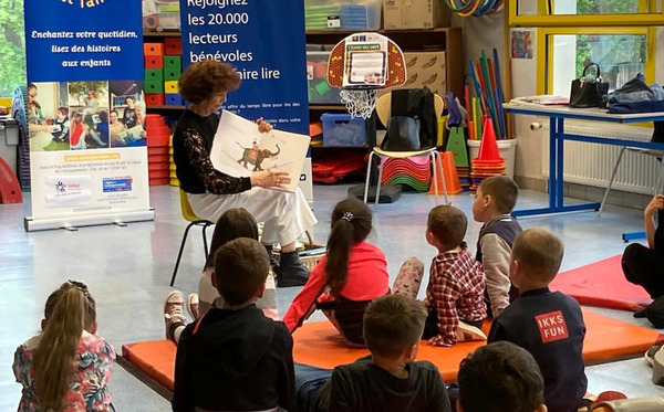 Lecture et lecteurs : la Charte de l'ABF et Lire et Faire Lire | La revue de presse &laquo;Livre et num&eacute;rique&raquo; | Scoop.it