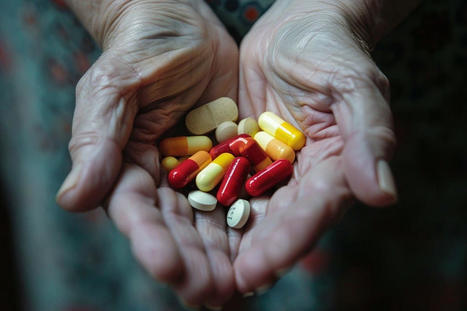 HIV Drugs May Reduce Alzheimer's Risk | Virus World | Scoop.it