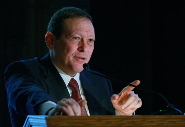 Epstein Emails Spotlight Billionaire Thomas Pritzker’s Relationship With Financier: ‘Like Family’ | The UHNW Lifestyle Report | Scoop.it