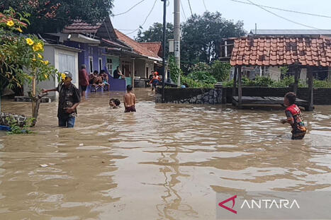 Heavy rain triggers floods in three Indonesian provinces: BNPB - ANTARA News | Operation Deimos | Scoop.it