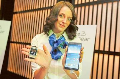 Tech giants look at accessories to boost profits - gulfnews.com | Wearable Tech and the Internet of Things (Iot) | Scoop.it