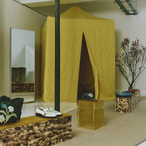 A Paris, les pop-up éclosent même après la Semaine de la mode | Pop-up stores | Scoop.it