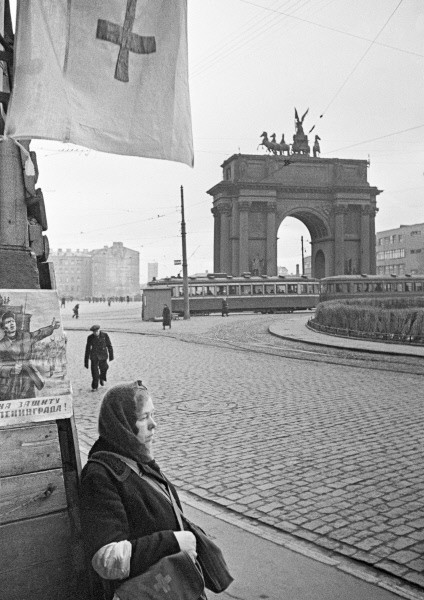 Wikimedia uploads previously unpublished photographs from The Second World War | Social Media, Technology & Design | Scoop.it