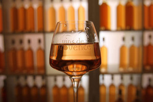 Boire trop de vin accroît le risque d'AVC | Toxique, soyons vigilant ! | Scoop.it