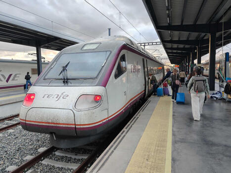 Renfe est&aacute; obligada a devolver dinero desde los 15 minutos de retraso. Su presidente avisa que esto "encarecer&iacute;a los billetes" | Santiago Sanz Lastra | Scoop.it