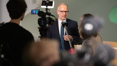 «Fernunterricht belastet Familien»: St.Galler Regierung will Schulen im Juni wieder öffnen | Distance Learning | Scoop.it