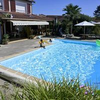 Rennes, première métropole à limiter la taille des piscines privées. "On ne peut plus construire comme avant" | prospective et tendances | Scoop.it