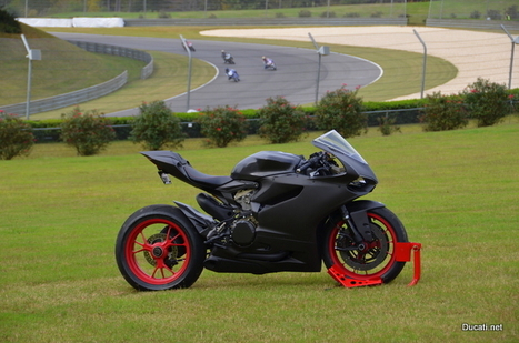 SHOWSTOPPER – 1199 Panigale All Carbon Custom | Ducati.net | Ductalk: What's Up In The World Of Ducati | Scoop.it