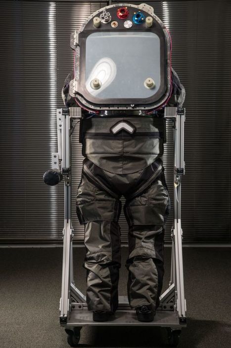 NASA Unveiled New Prototype of Crowdsourced Spacesuit Astronauts Will Wear on Mars | Peer2Politics | Scoop.it