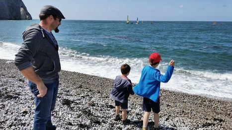 Sur la plage d'Étretat, jusqu'à 400 kilos de galets enlevés chaque jour par les touristes | Veille_portrait_touristique_culhsm | Scoop.it