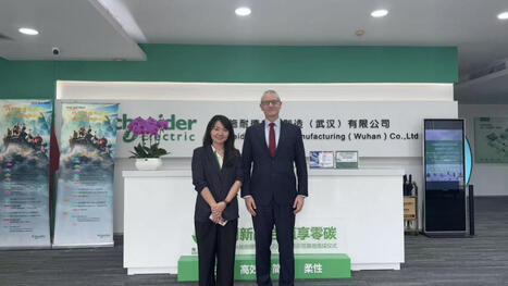 Le Consul g&eacute;n&eacute;ral a visit&eacute; deux entreprises fran&ccedil;aises dans la Vall&eacute;e Optique &agrave; Wuhan | La France en Chine | Wuhan, Hubei | Scoop.it
