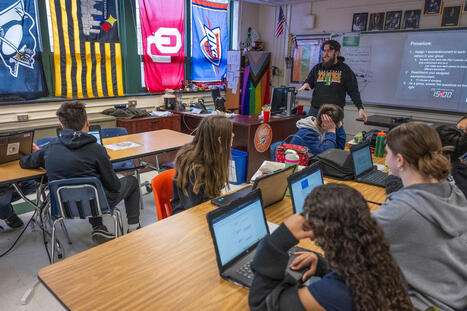 The equity blind spot in school screen-time policies | by&nbsp;Ashley Stewart | Brookings.edu | Schools + Libraries + Museums + STEAM + Digital Media Literacy + Cyber Arts + Connected to Fiber Networks | Scoop.it