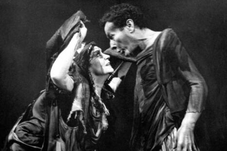 Avec la pièce « Les Paravents », de Jean Genet, l’héritage toujours à vif de la guerre d’Algérie | Revue de presse théâtre | Scoop.it