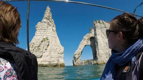 Entre Fécamp et Étretat, montez à bord de l’Aventurier pour une balade en mer pittoresque et culturelle | Une semaine d'actu - Newsletter de veille de l'AURH | Scoop.it