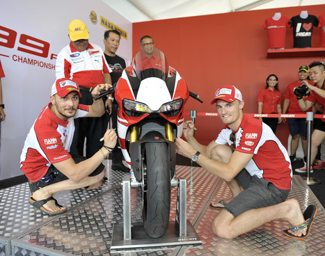 Photo Gallery | Ducati Team - SBK - Sepang Malaysia | | Ductalk: What's Up In The World Of Ducati | Scoop.it