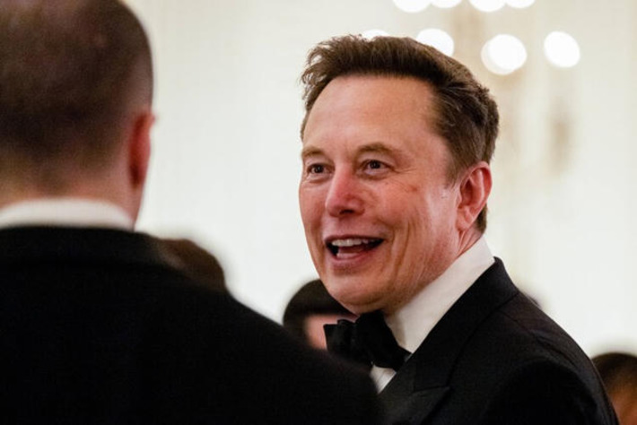 Musk says AI may make money irrelevant, Bitcoin billionaire Michael Saylor disagrees | Family Office & Billionaire Report - Empowering Family Dynasties | Scoop.it