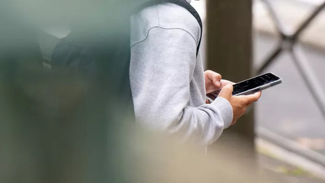 L&rsquo;interdiction du portable au lyc&eacute;e, &laquo;mesure lunaire&raquo; ou r&eacute;forme salutaire ? | Enseignement secondaire et sup&eacute;rieur | Scoop.it