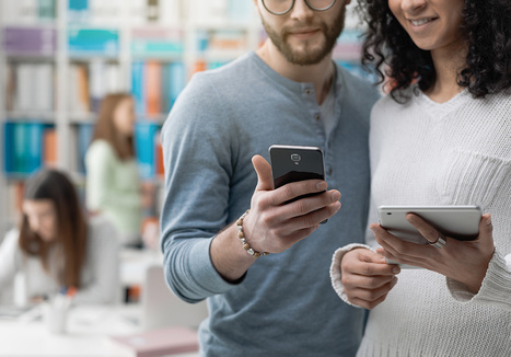 Baromètre 2025 du numérique : le smartphone de plus en plus répandu | Communication publique et numérique | Scoop.it