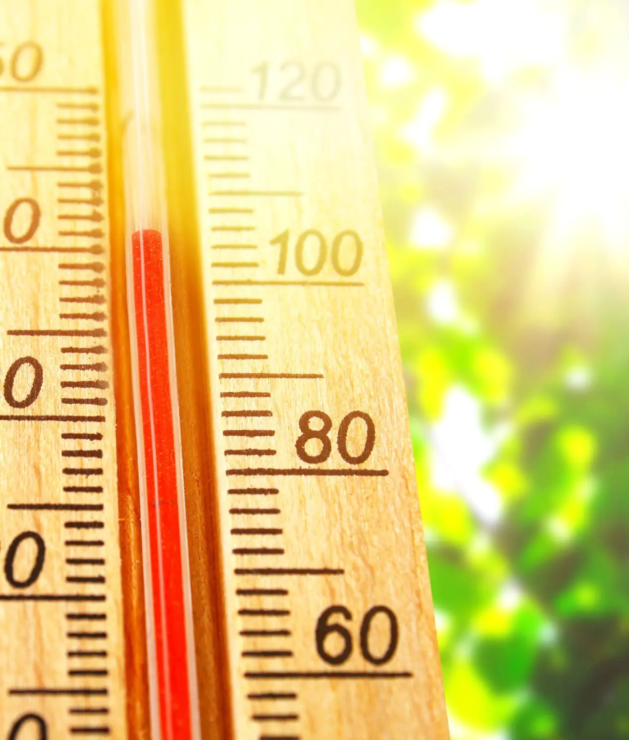 градусник жара. термометр 35 градусов. жаркое лето. жара фон. аномальная жара.