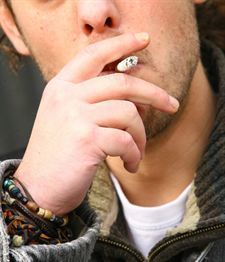 Los fumadores tienen un 40% de posibilidades de contraer cataratas | Salud Visual 2.0 | Scoop.it