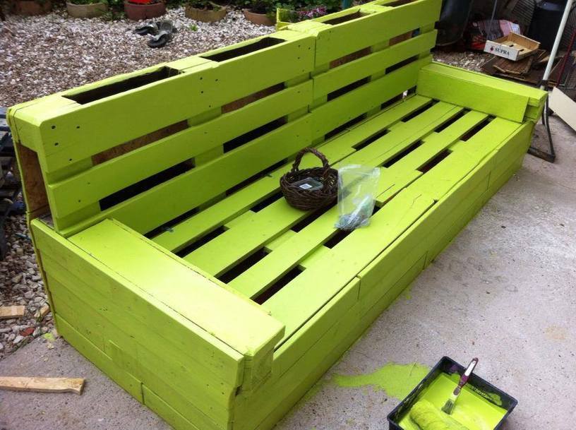 Green pallet bench | 1001 Pallets ideas ! | Sc...