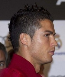 30 Cool Cristiano Ronaldo Hairstyles Gallery