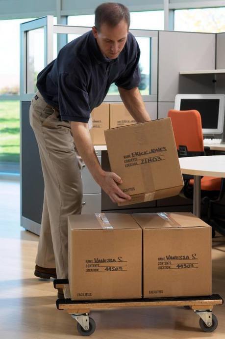 House storage specialist. Мувинговые услуги квартирный переезд. Movers Packers in Dubai. Мувинг компания это где. Moving services in Dubai.