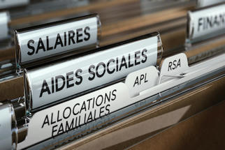 Marchandisation des services publics numériques : comment en est-on arrivé là ? | Veille juridique du CDG13 | Scoop.it