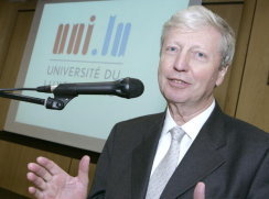 wort.lu | Luxembourg | Luxembourg-born Jules Hoffmann wins Nobel Prize | Luxembourg (Europe) | Scoop.it
