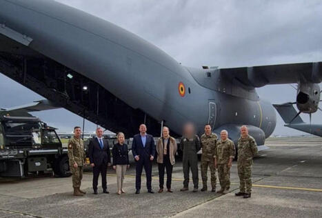 Belgium flew mystery Canadian weapons to Ukraine | DEFENSE NEWS | Scoop.it