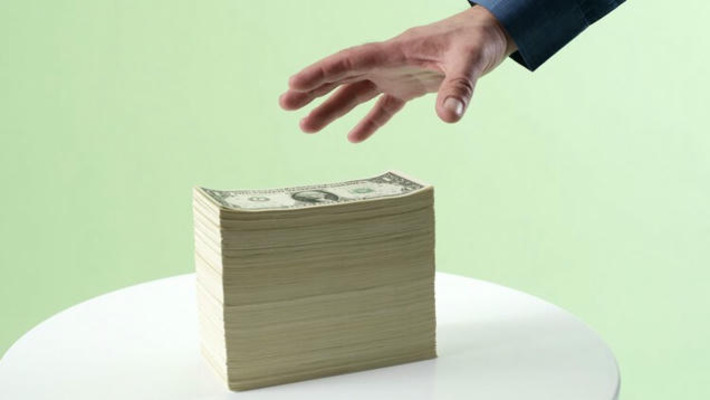 Asset-Rich But Cash-Poor? A Wealth Adviser's Guide to Helping Solve the Liquidity Crunch for Affluent Families | Family Office & Billionaire Report - Empowering Family Dynasties | Scoop.it