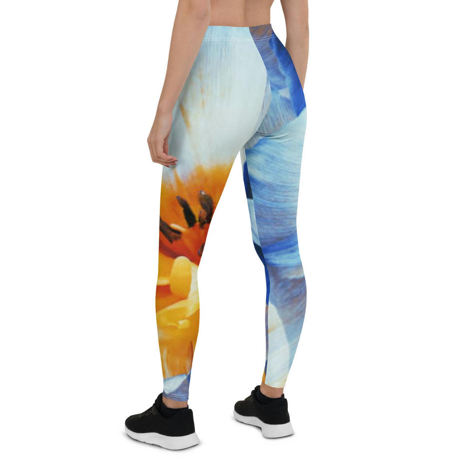 Unleash Your Style and Performance with Wimblee Designs' Capri Leggings!