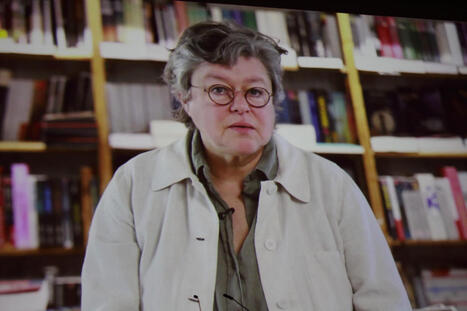 Face &agrave; Bollor&eacute; et cie, soutenir &ldquo;un projet de d&eacute;fense de l&rsquo;ind&eacute;pendance&rdquo; (Laure Murat) | L'actualit&eacute; des biblioth&egrave;ques | Scoop.it