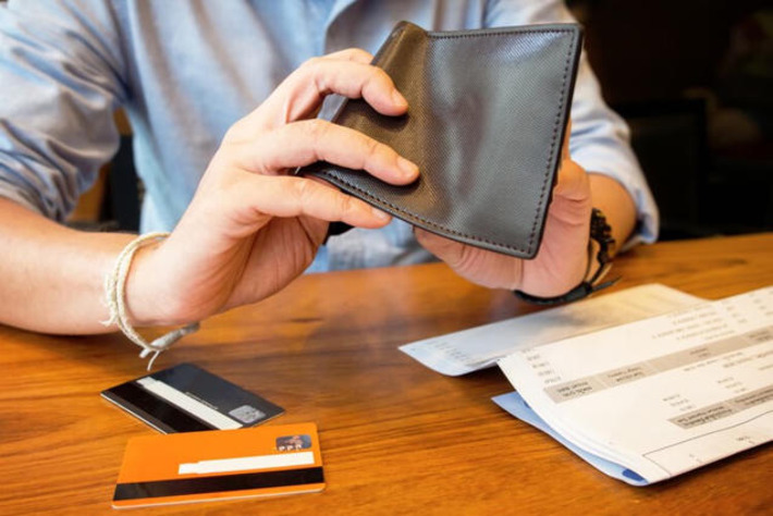 Even High Earners Are Living Paycheck to Paycheck: Why $300,000 Isn&rsquo;t Enough Anymore | Wealth Management Report - Living Your Dreams | Scoop.it