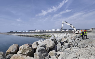 La chati&egrave;re permettra &agrave; Port 2000 de traiter 6 millions de conteneurs et de doubler le trafic fluvial vers Paris | Une semaine d'actu - Newsletter de veille de l'AURH | Scoop.it