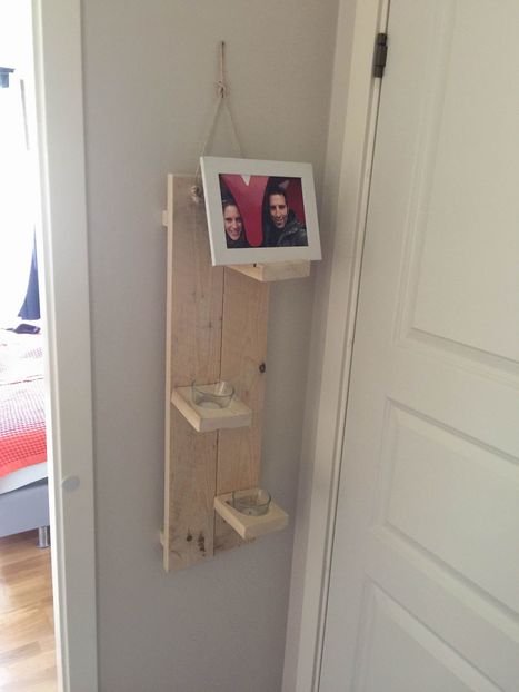 Photo And Candle Holder - 100% Reclaimed Pallet Wood | 1001 Pallets ideas ! | Scoop.it