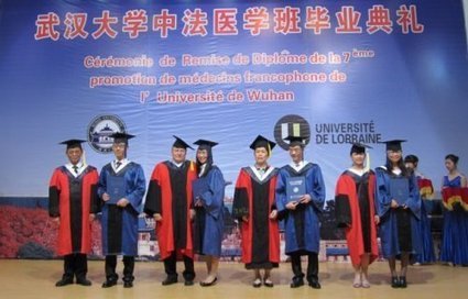 Remise des diplômes aux médecins de la filière médicale francophone de Wuhan | Wuhan, Hubei | Scoop.it