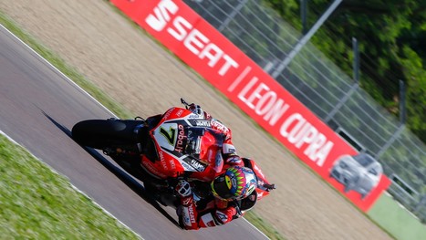 WorldSBK: Determined Davies Friday’s fastest in front of Imola crowds | Ductalk: What's Up In The World Of Ducati | Scoop.it