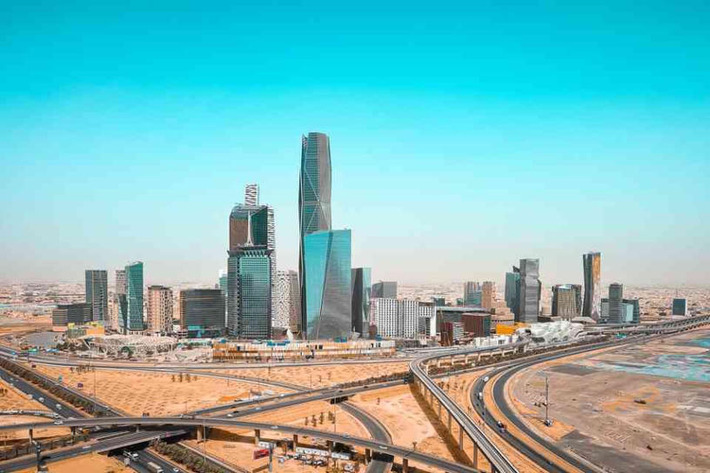 Relocating to Saudi Arabia: Tax-Free Income, Premium Visas, and Strategic Opportunities for Global Executives | Family Office & Billionaire Report - Empowering Family Dynasties | Scoop.it