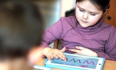 The Smart Way to Use iPads in the Classroom | Voices in the Feminine - Digital Delights | Scoop.it