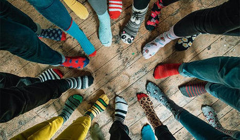 Des chaussettes dépareillées pour promouvoir la différence | Bioéthique & Procréation | Scoop.it