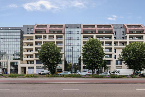 EMEIS se d&eacute;sengage du march&eacute; des r&eacute;sidences services Seniors et c&egrave;de les murs et l'exploitation (16 r&eacute;sidences) #JardinsdArcadie #EMEIS #R&eacute;sidenceSenior #LogementSenior | Ehpad,Maison de Retraite, D&eacute;pendance, Personnes Ag&eacute;es, Silver Economie | Scoop.it
