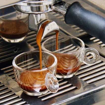 Science décalée : comment ne pas renverser son café en marchant ? | Mécanique des fluides | Scoop.it