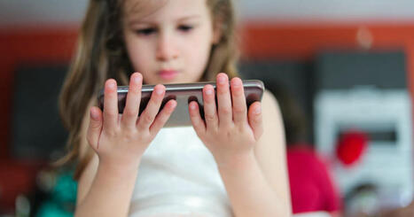 Éducation. Les trois quarts des enfants français de trois à quatre ans regardent ou jouent sur les écrans | @ZeHub | Scoop.it