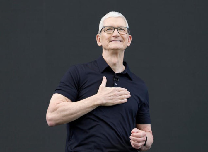 Tim Cook hints at iCloud Plus tier for AI power users | Technology Report - Changing Our World | Scoop.it