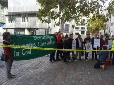 Sharing the spoils | Peer2Politics | Scoop.it