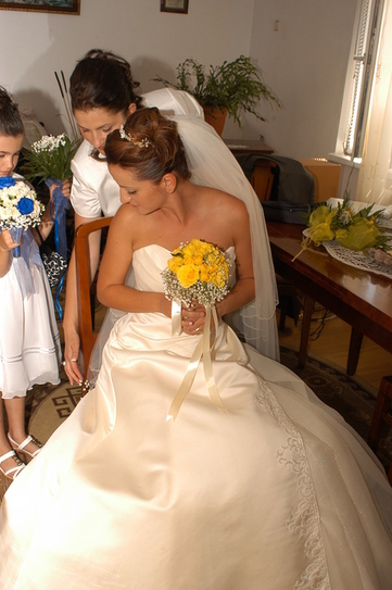 Annonce : Modèle unique, tissus italiens - Provence Alpes Côte d'azur - Alpes Maritimes - Occasion du mariage | Robes de mariée d'occasion | Scoop.it