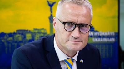 Kansanedustaja Jarno Limnell keskeytti kiusaajat Olarin Prismassa | 1Uutiset - Lukemisen t&auml;hden | Scoop.it