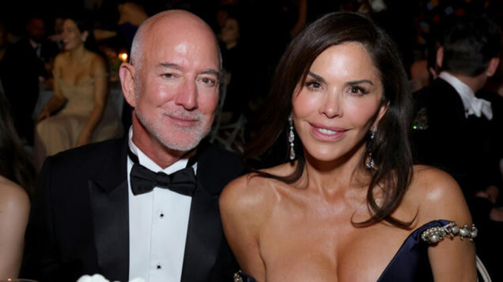 Why Lauren S&aacute;nchez Bezos Wants Us To See The 'Real' Jeff | The UHNW Lifestyle Report | Scoop.it