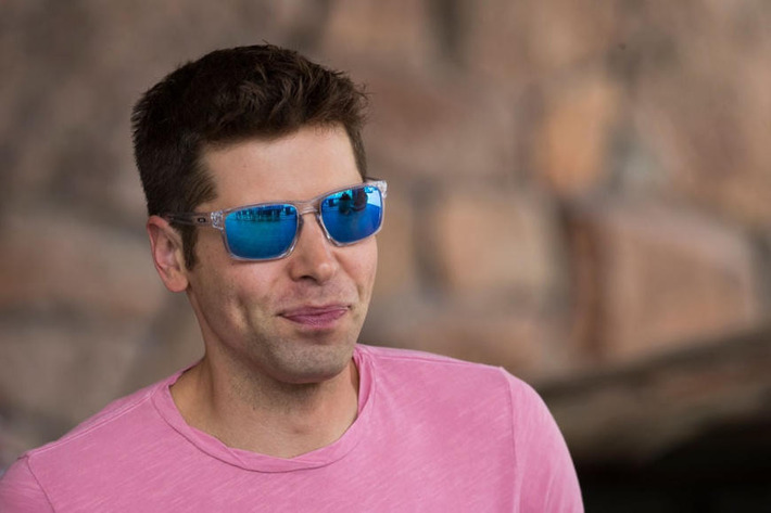 Why Does Everyone EXCEPT Sam Altman Own Equity In OpenAI? | Family Office & Billionaire Report - Empowering Family Dynasties | Scoop.it
